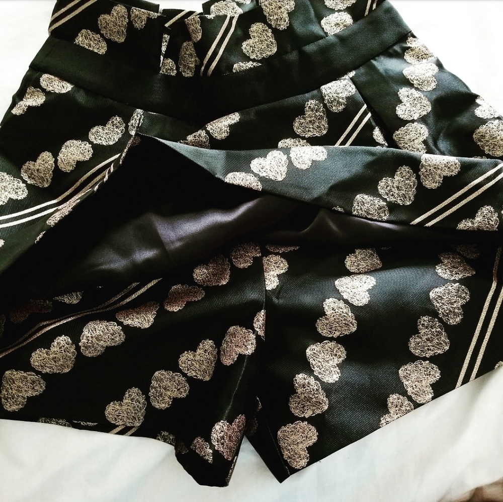 🍒NWT🍒 TED BAKER JOYOUS HIGH RISE SKORTS • - Picture 5 of 7
